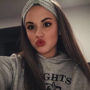 Meet your Posher, Cami